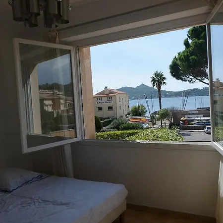 Villa 2 Chambres 4 Personnes Au Pied Des Plages Saint-Raphael (Var)