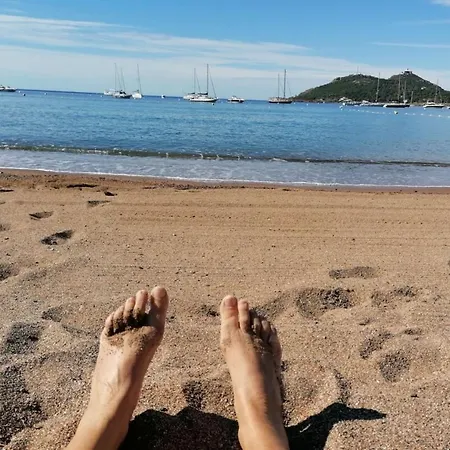 2 Chambres 4 Personnes Au Pied Des Plages Villa Saint-Raphael (Var)